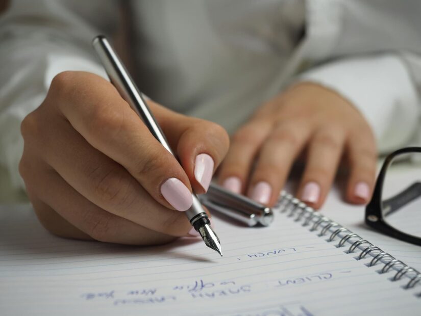 The Hidden Art of Ghostwriting: Crafting Academic Essays That Captivate and Succeed