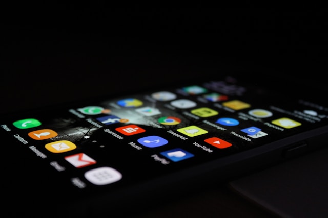 Leveraging Content Marketing to Enhance Trading Platforms’ Visibility